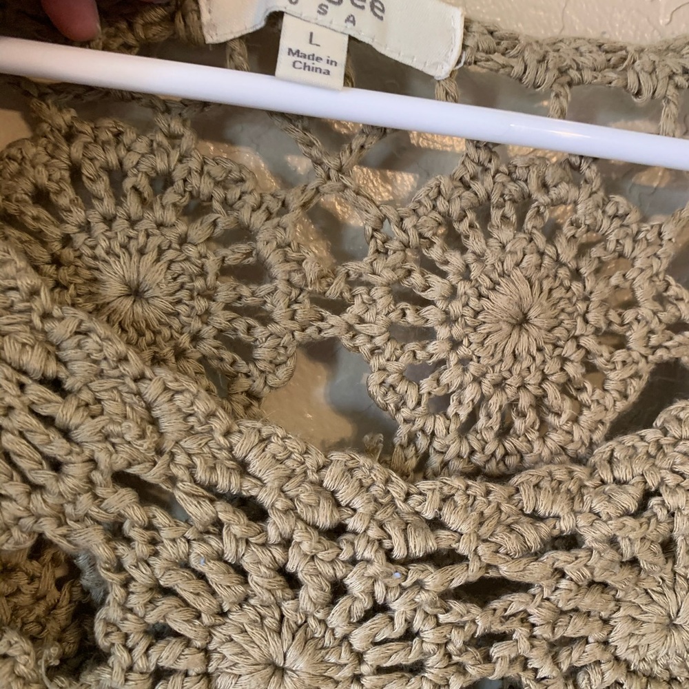 Umgee crop crochet top. Size medium.